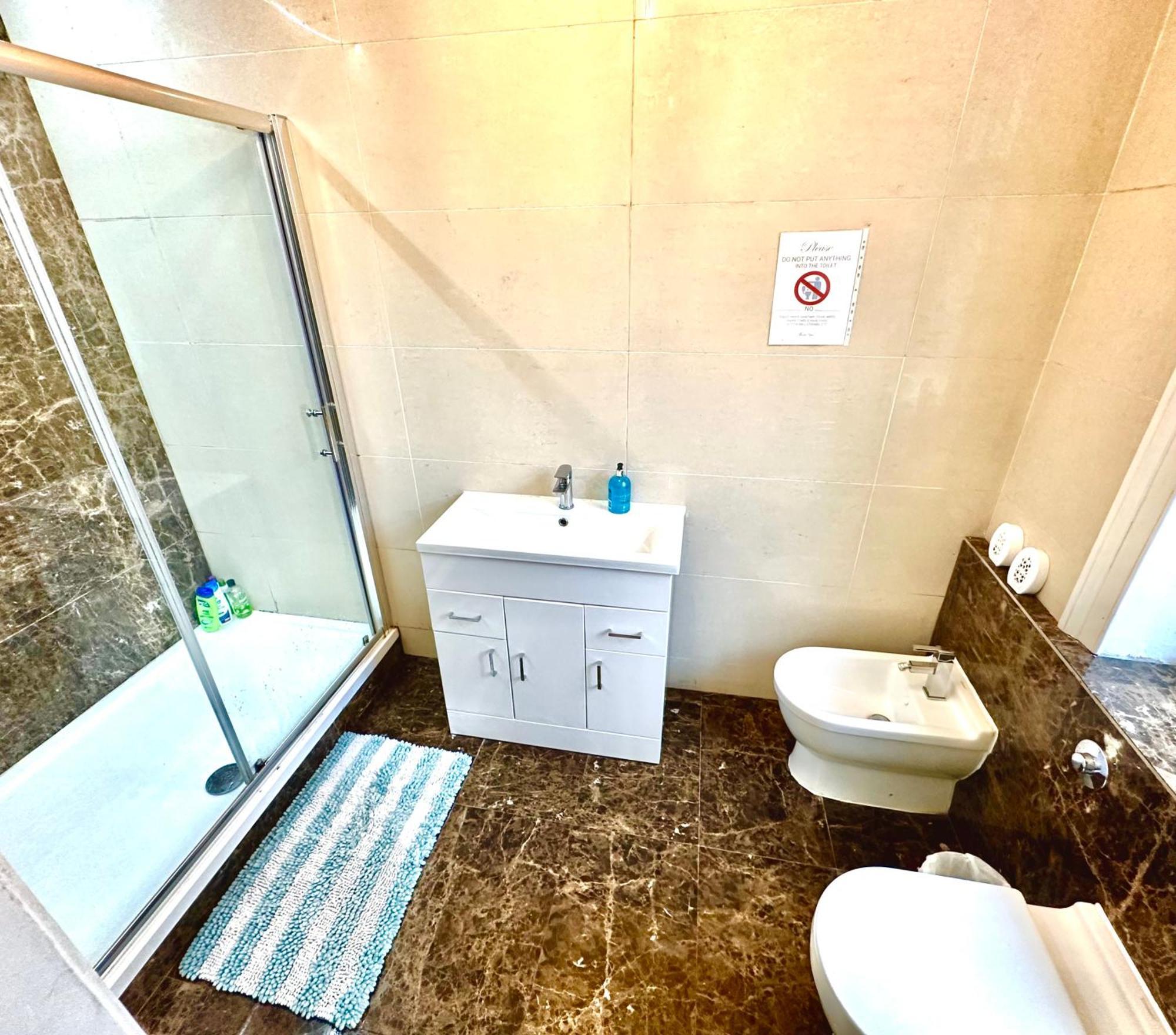 Spacious En Room, Opposite Of Tube Station, 5 Minutes From Oxford Street Casa de hóspedes *